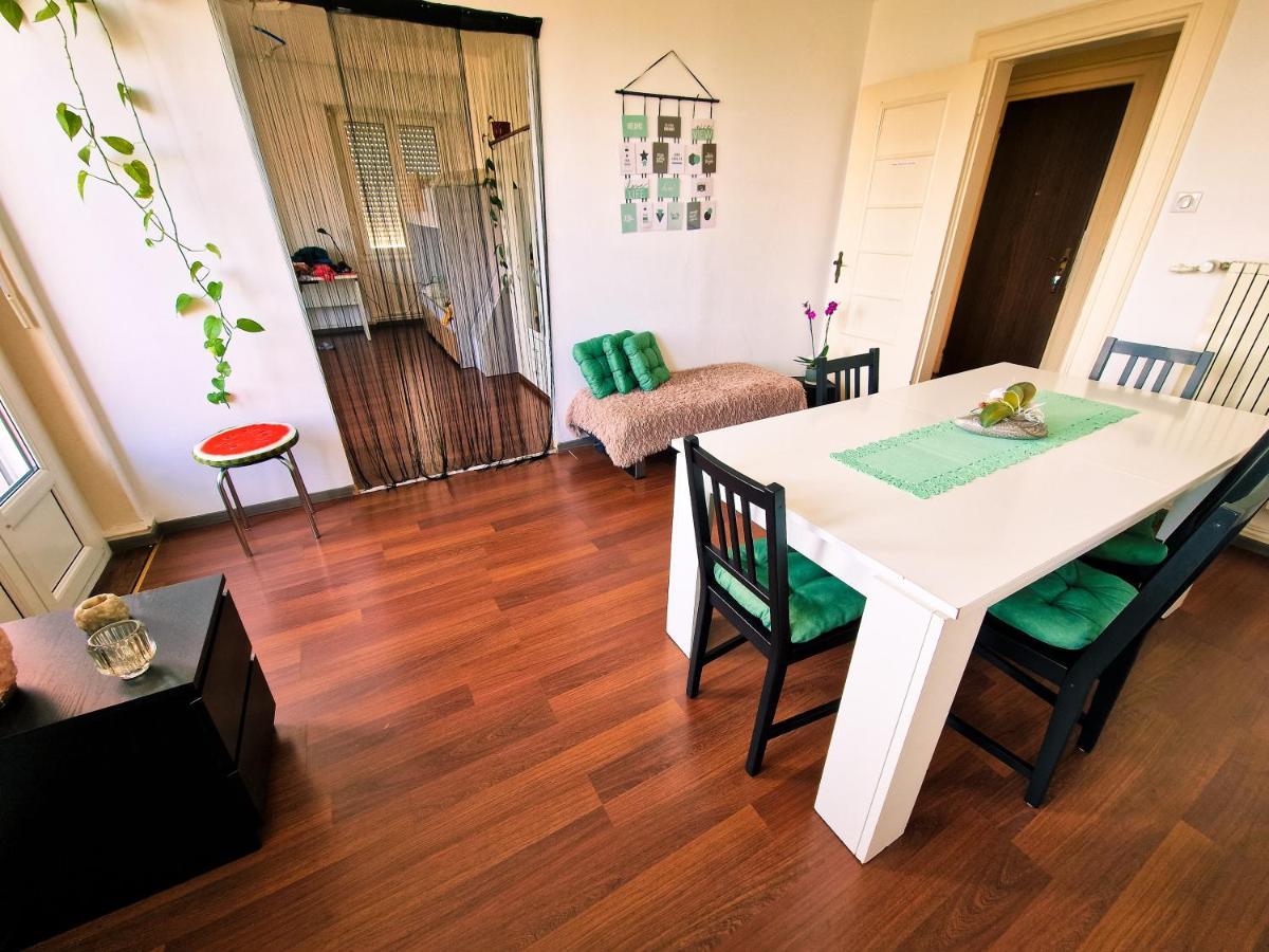 Nice Room 4 Minutes From Basel Shared Apartment Saint-Louis (Haut-Rhin) Exterior foto